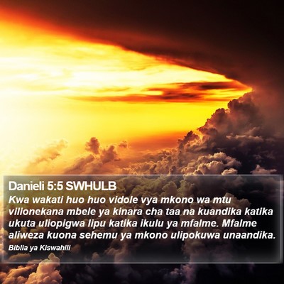 Danieli 5:5 SWHULB Bible Verse Image